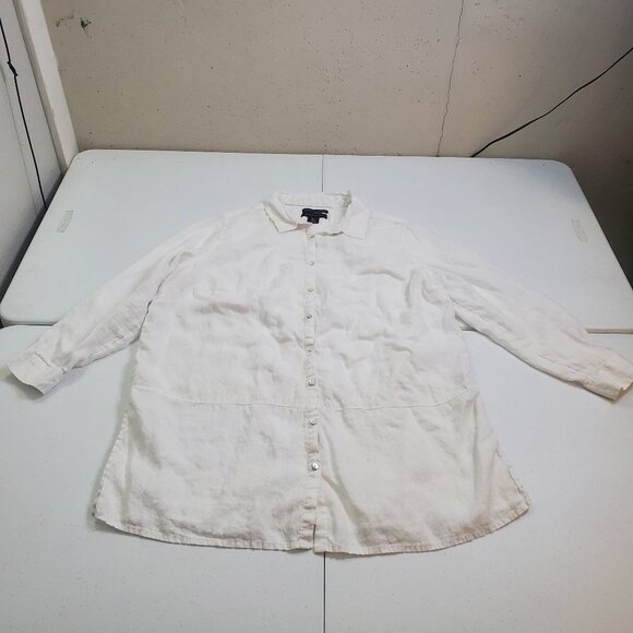 Tahari Linen Long Sleeve Button Down Top Slit Side Women's Size 1X. In good pre- - Picture 1 of 11